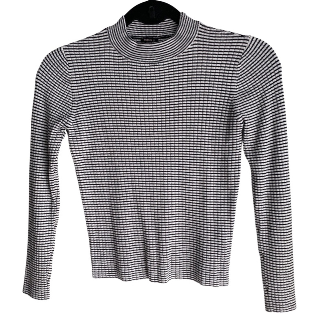 Forever 21 Girls Black and White Long Sleeve Top